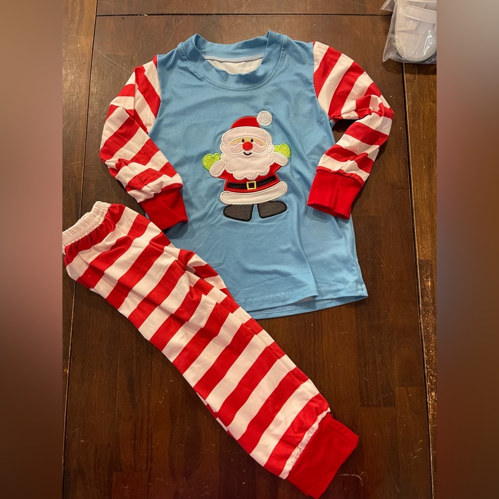 Kids Blue Santa Appliqué Set with Red Stripe Sleeves